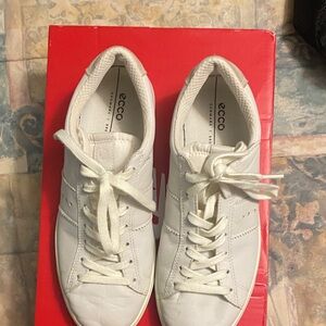 Ecco Women's Classic White Sneakers